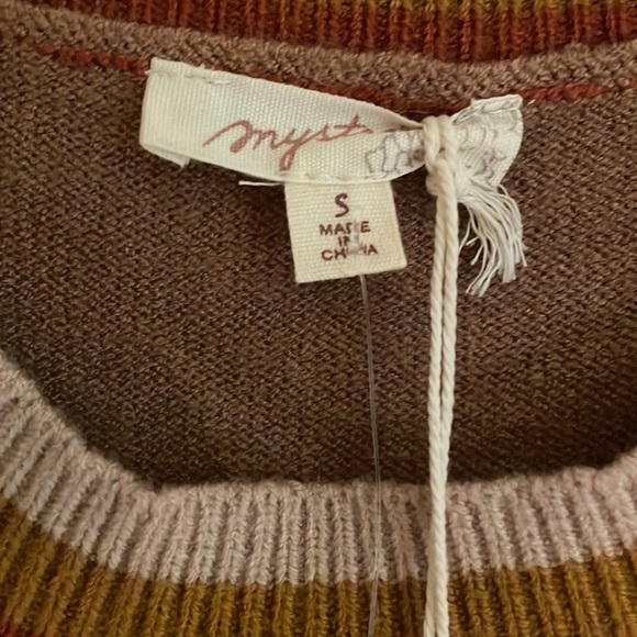 Mystree Sweater With Patterned Blouse Sleeve Size Small NWT - Picture 2 of 7